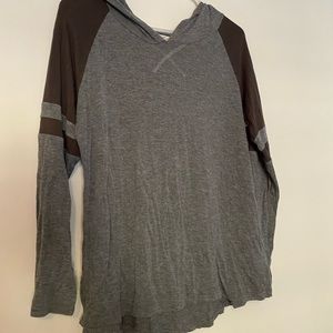 Long sleeve shirt hood grey